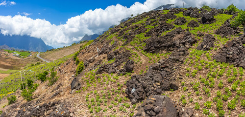 Paysage champêtre de l’Ilet à Cordes, cirque de Cilaos, île de la Réunion 