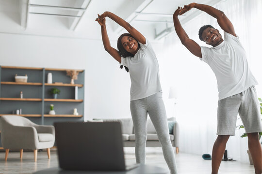 DIE 16,987 BESTEN BILDER, STOCKFOTOS UND ZU „Armbeuge