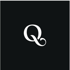 letter Q vector template logo design, serif font