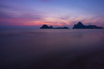 Naklejka na ściany i meble mountains and sea in the morning,Phang Nga Bay Sunrise