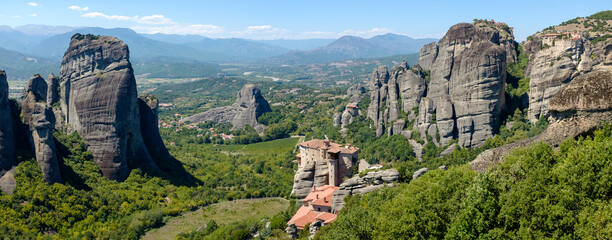 Meteora monasteries panorama with clear sky  - obrazy, fototapety, plakaty