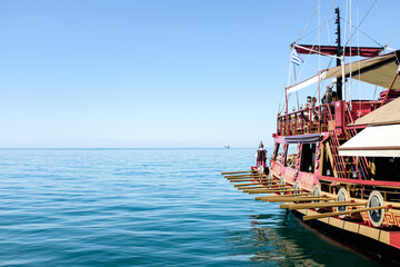 Sea level and old boat with clear sky 