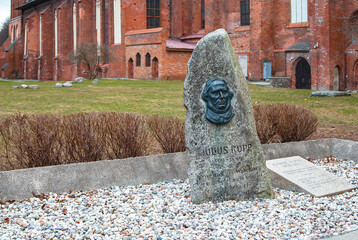Kaliningrad. Kant Island (Kneiphof). Monument to Julius Rupp