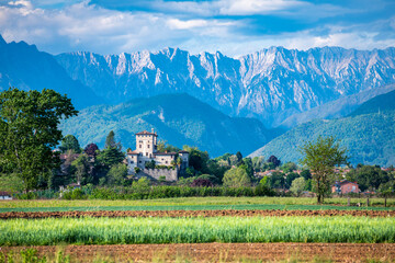 Hills and fields of Friuli in Spring. Cassacco - obrazy, fototapety, plakaty