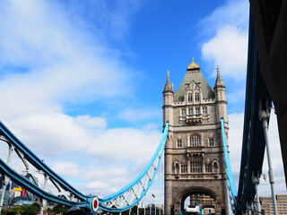 Fototapeta na wymiar ロンドンのタワーブリッジ