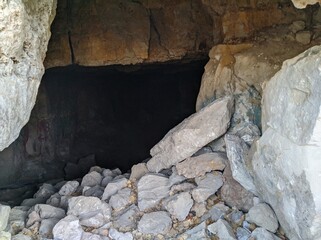 Naklejka premium inside the cave