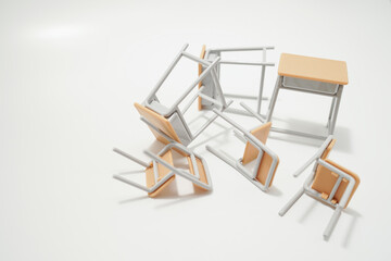 荒らされた学校の勉強机