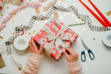 make yourself a gift box