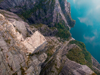 Falaise Preikestolen Pulpit Rock