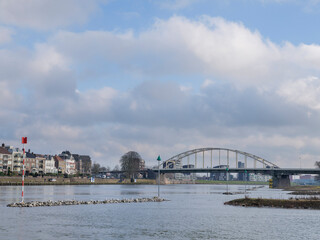Naklejka premium Wilhelminabrug over de IJssel bij Deventer, Overijssel province, The Netherlands