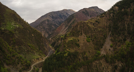 Fototapeta na wymiar The road through the mountain gorge