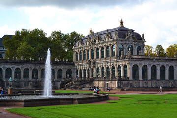 Obraz premium Famous baroque Zwinger palace in Dresden, Saxony, Germany