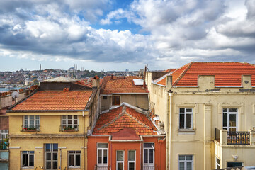Fototapeta na wymiar Old houses at Galata district in Istanbul