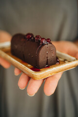 Glazed curd dessert with vanilla flavor