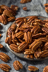 Raw Brown Oranic Pecan Nuts
