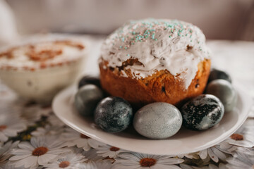 easter eggs cake