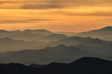 Fototapeta na wymiar A Sunset in the Mountains