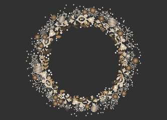 filigraner winterlicher Weihnachtskranz