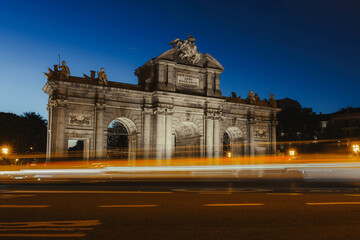 Fototapeta na wymiar The Puerta de Alcalá is one of the old gates of Madrid, Spain.