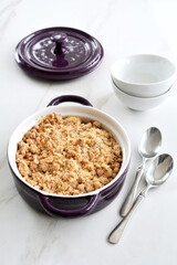 Apple crumble for two