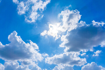 Obraz na płótnie Canvas 太陽のフレアと爽やかな青空_r_05