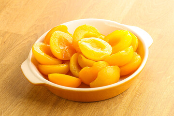Canned apricot – sweet light dessert