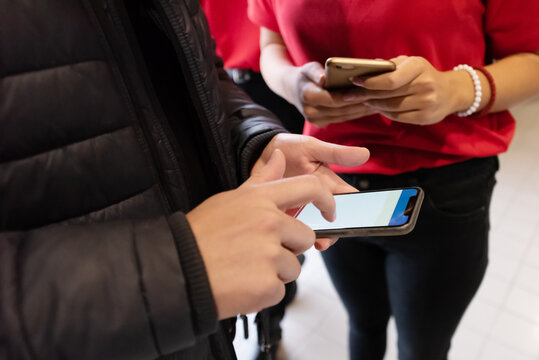 Event QR code ticket scanning before begining of business conference