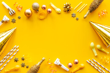 Fototapeta premium Birthday party layout with golden decor top view