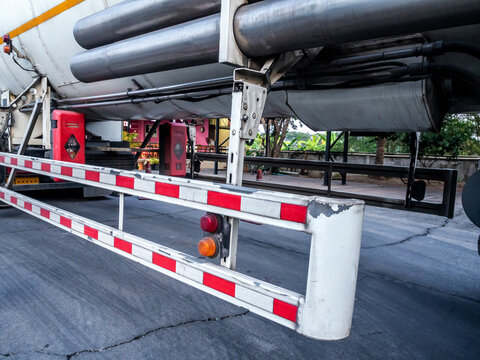 Side guard of the chemical tanker truck