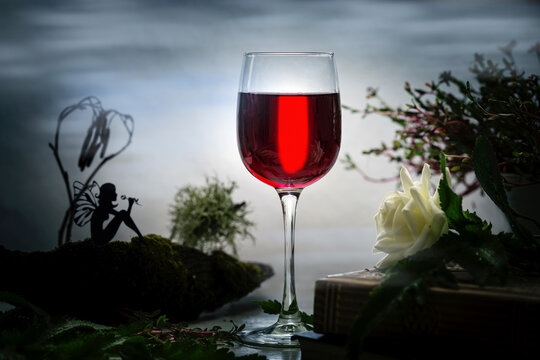 Image with red wine.