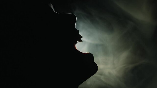 Werewolf raises its head up and growls