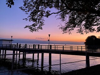 Fototapeta premium sunset on the lake
