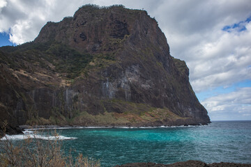 Fototapeta na wymiar cliff and ocean view with rocks
