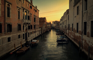 Fototapeta na wymiar Canali di Venezia