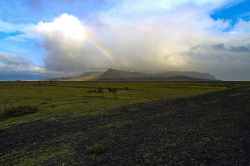 Jesienne kolory Islandii, w drodze do lodowca Eyjafjallajökull / Autumn colors of Iceland, on the...