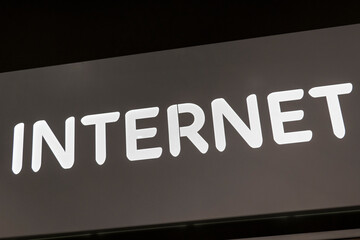 A saying saying Internet in a store.