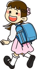 水色のランドセルを背負う小学生の女の子