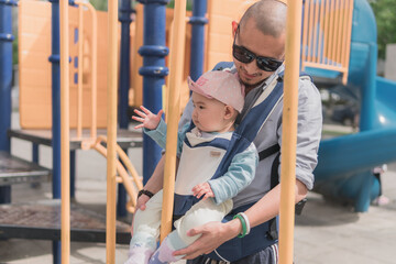 Obraz premium Father daughter's parent-child time
