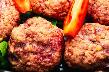 Steam beef cutlets