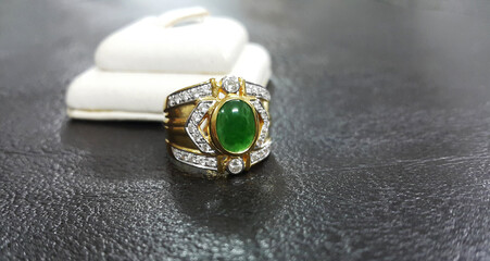 jewelry jade goldring