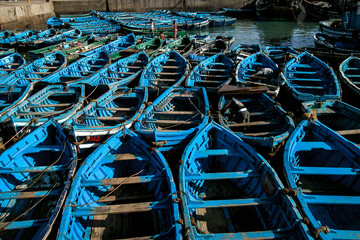Fototapeta na wymiar Les barques Bleus d'Essaouira,Maroc