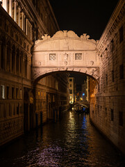 Ponte dei Sospiri in Venice by night