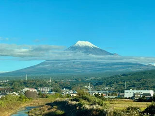 Foto op Canvas 新幹線車窓から見る富士山（富士市付近） © firstocean