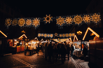 Night photo of the Christmas market in Wrocław - obrazy, fototapety, plakaty