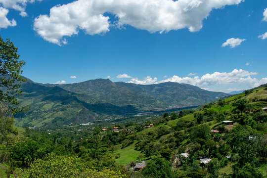 Monta&ntilde;as antioque&ntilde;as
