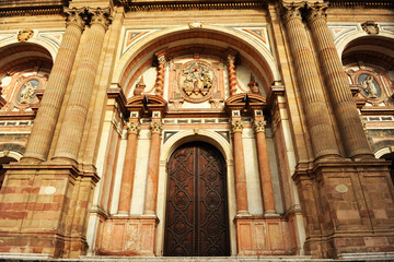Santa Iglesia Catedral Basílica de la Encarnación, catedral de Málaga, Andalucía España. Puerta principal de la catedral de Málaga