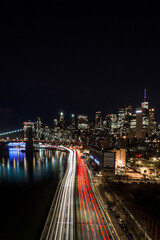 Fototapeta na wymiar Twilight view of Lower Manhattan seen from the Manhattan Bridge