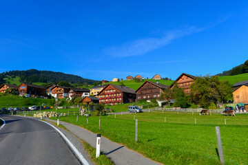 Fototapeta na wymiar Bödelestraße (L48) Landesstraße im österreichischen Bundesland Vorarlberg 