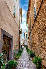 Fototapeta na wymiar Typical street of Sóller - Mallorca (Balearic Islands)