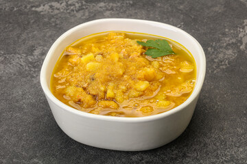 Pea soup with smoked meat